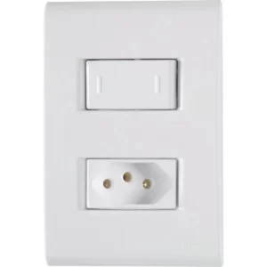 Conjunto 4×2 com 1 Interruptor Paralelo 10 A 250 V e 1 Tomada 2P+T 20 A 250 V Tramontina Liz Branco