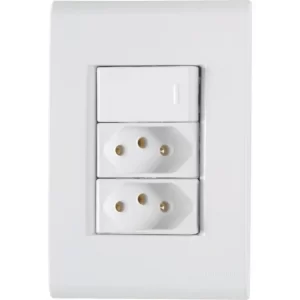 Conjunto 4×2 com 1 Interruptor Simples 10 A 250 V e 2 Tomadas 2P+T 10 A 250 V Tramontina Liz Branco